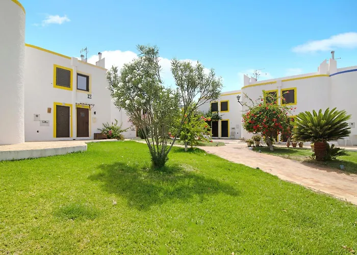 펜션 Typical Algarve Almargem 75 *