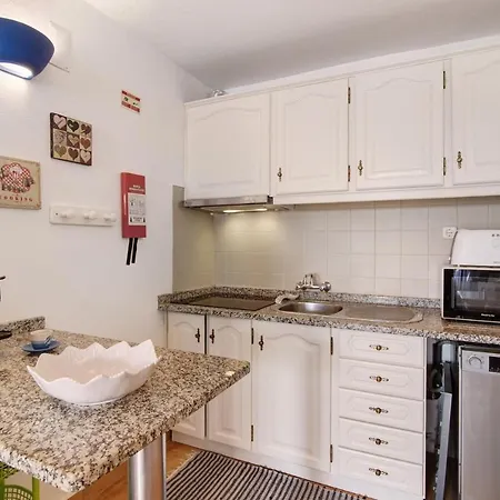 Typical Algarve Almargem 75 *