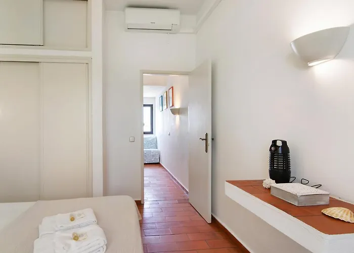 Typical Algarve Almargem 75