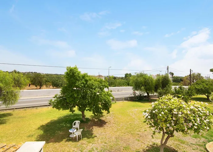 Typical Algarve Almargem 75